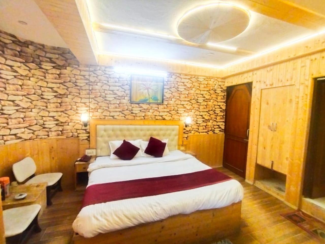 Hotel Gilbert Mountain View Manali  Luaran gambar